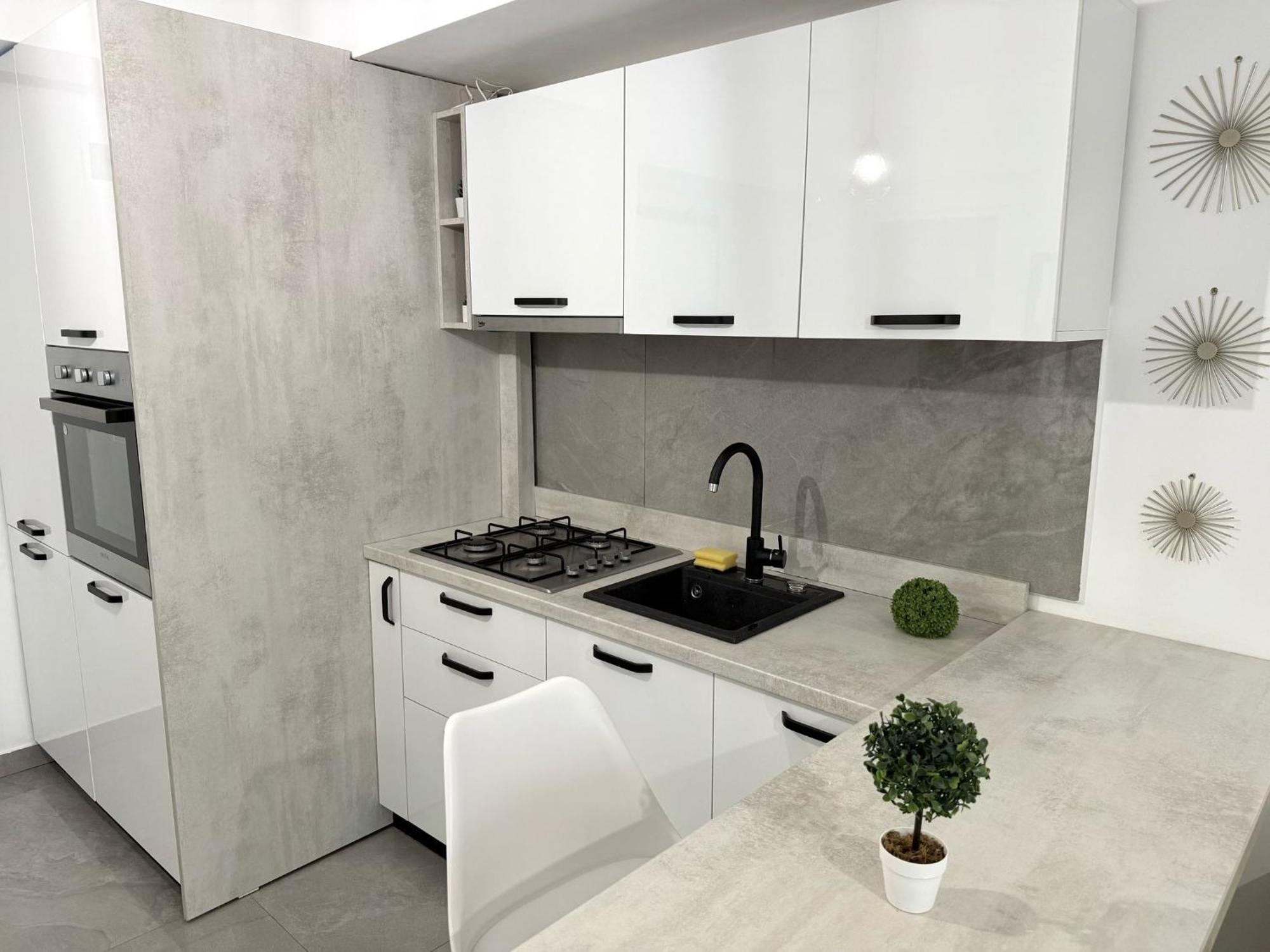 Sky View - Free Parking Apartment Iasi Ngoại thất bức ảnh