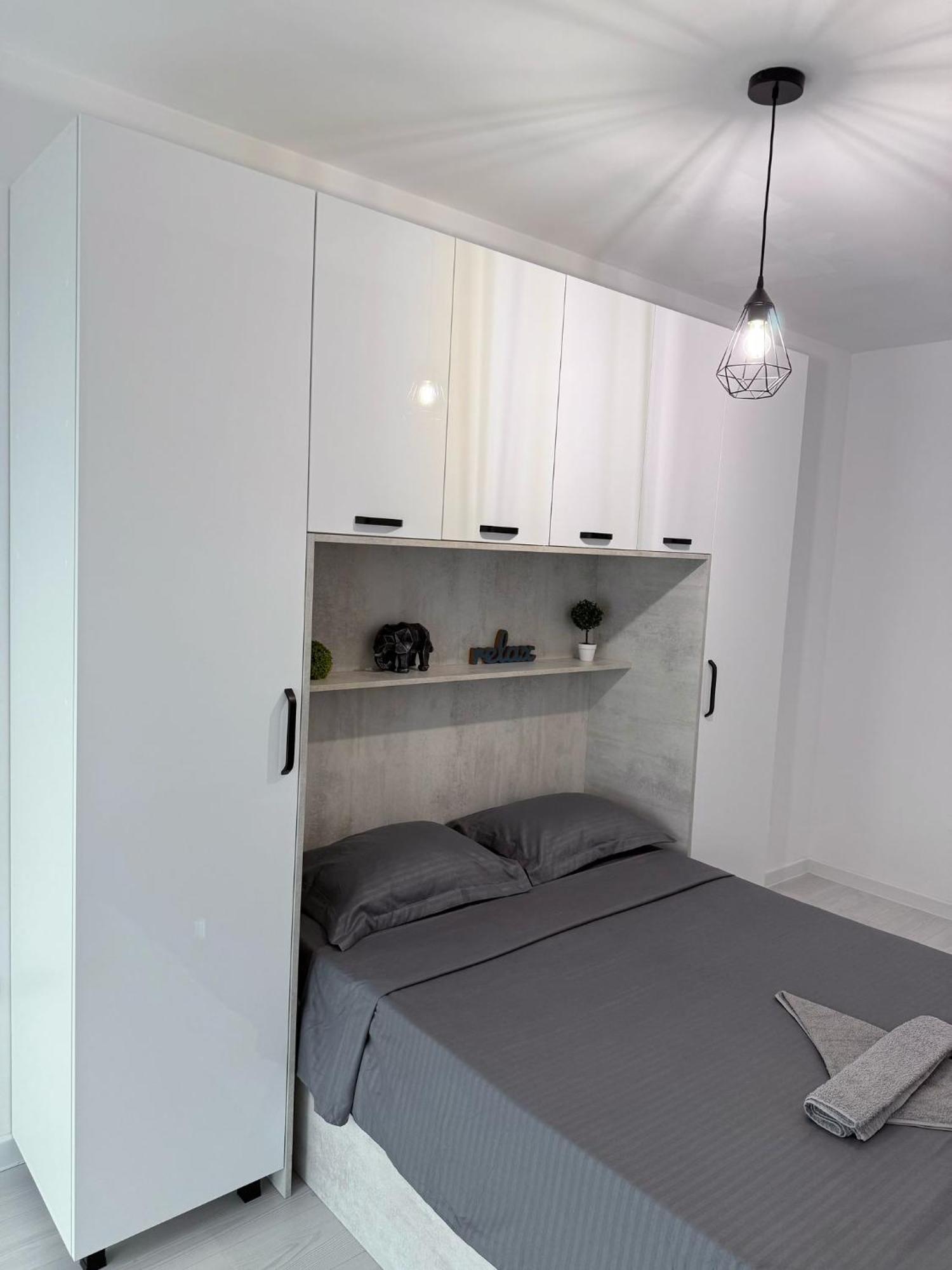 Sky View - Free Parking Apartment Iasi Ngoại thất bức ảnh